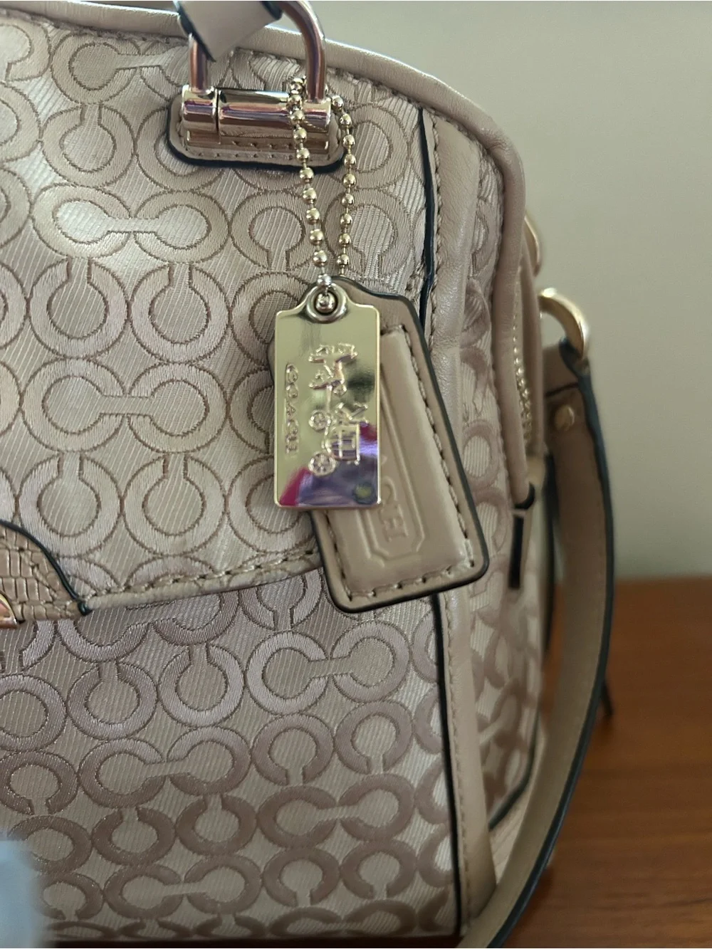 Coach Madison Op Art Convertible Satchel – Pearlescent Khaki